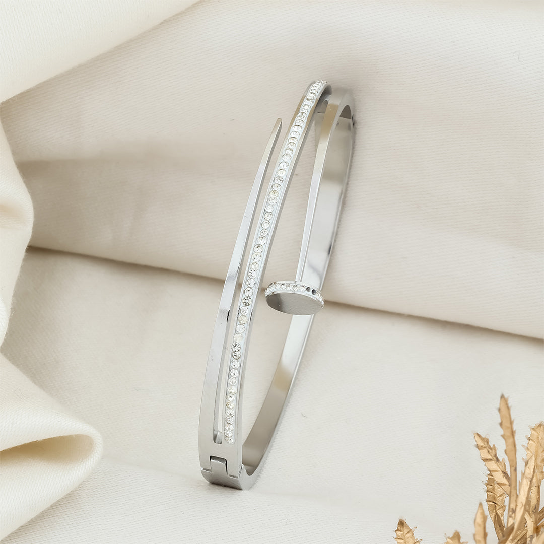 Silver plated Western twisted screw kada