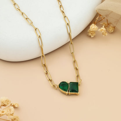 Green droplet loket with link chain